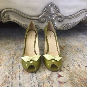 Marc Jacobs • Bow Heels